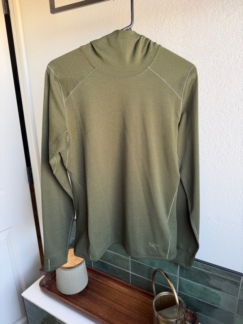 Arcteryx Motus AR Hoody. Small. NWT. Never worn.